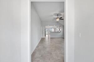 Building Photo - 716 Goodale Dr