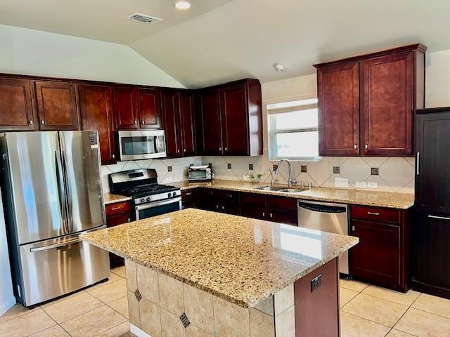 Building Photo - 7110 Baitland Dr