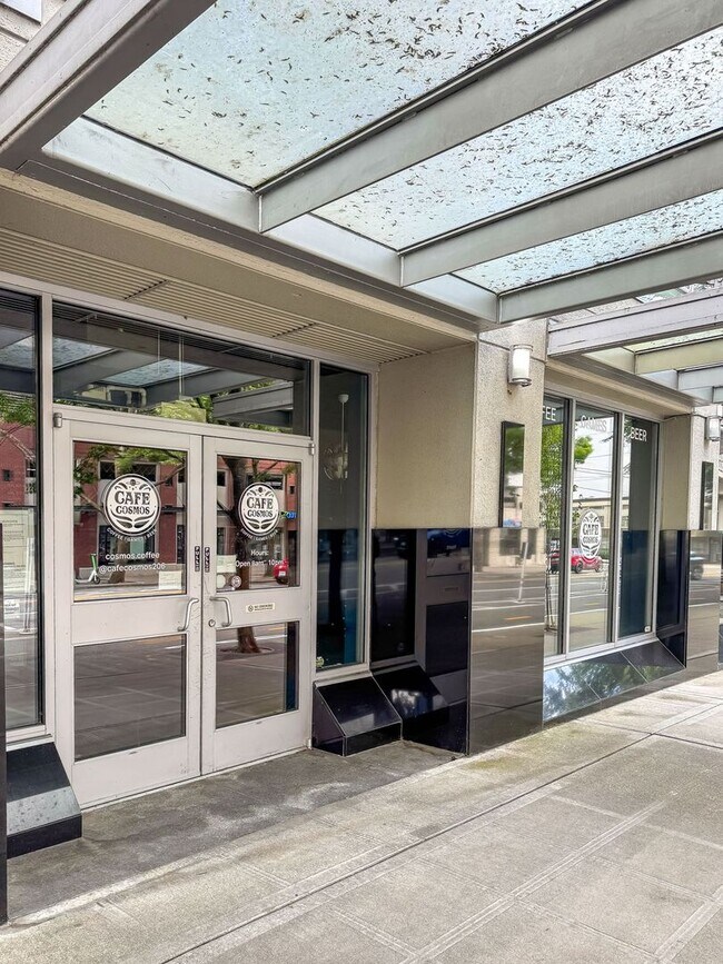 Foto del edificio - 2929 1st Ave