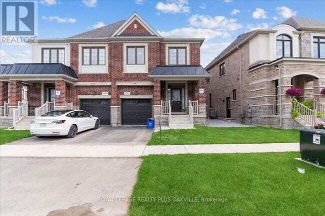 Building Photo - 442 Bergamot Ave