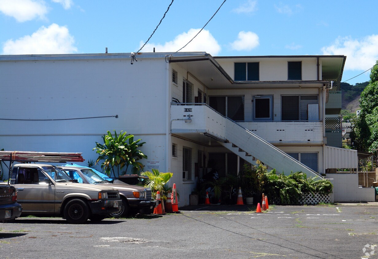 Building Photo - 1426 Kewalo St