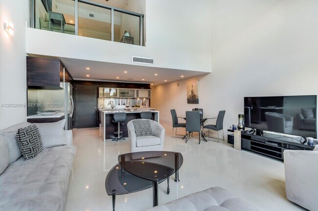 Foto del edificio - 6000 Collins Ave