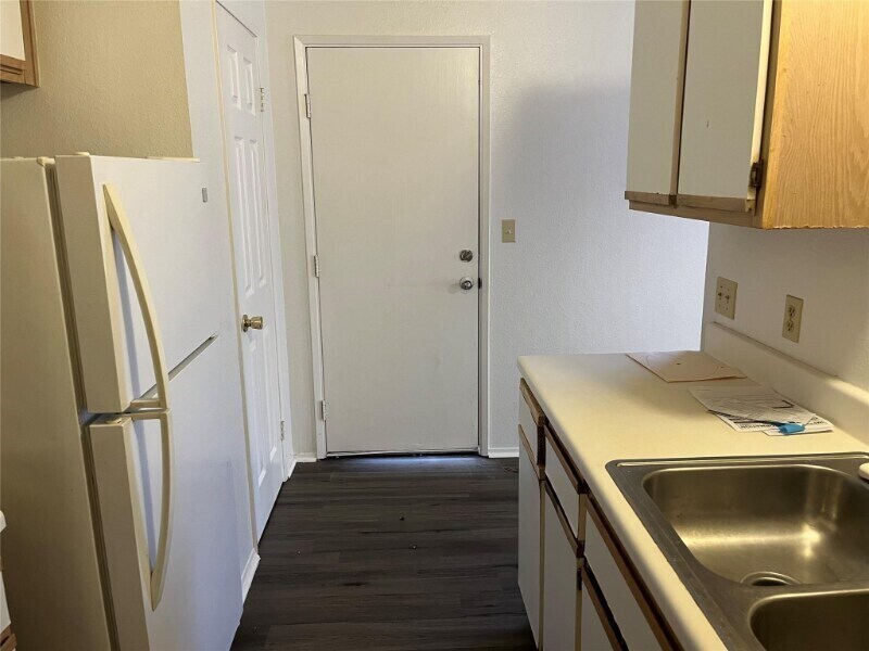 Foto del edificio - 768 Heritage Ln