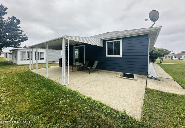 Building Photo - 24 Liberta Dr