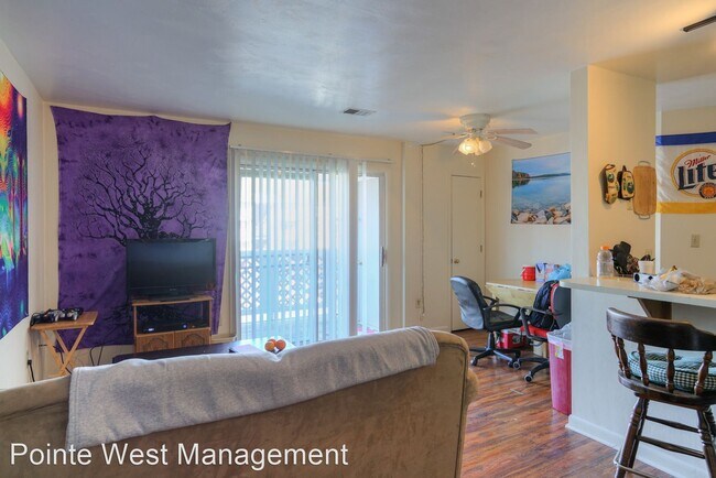 Building Photo - 4 br, 2 bath House - 1205D University Terrace