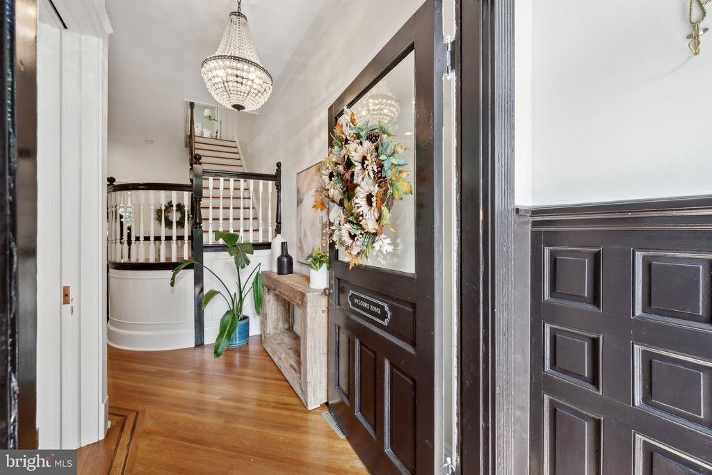 Primary Photo - 1854 3rd St NW