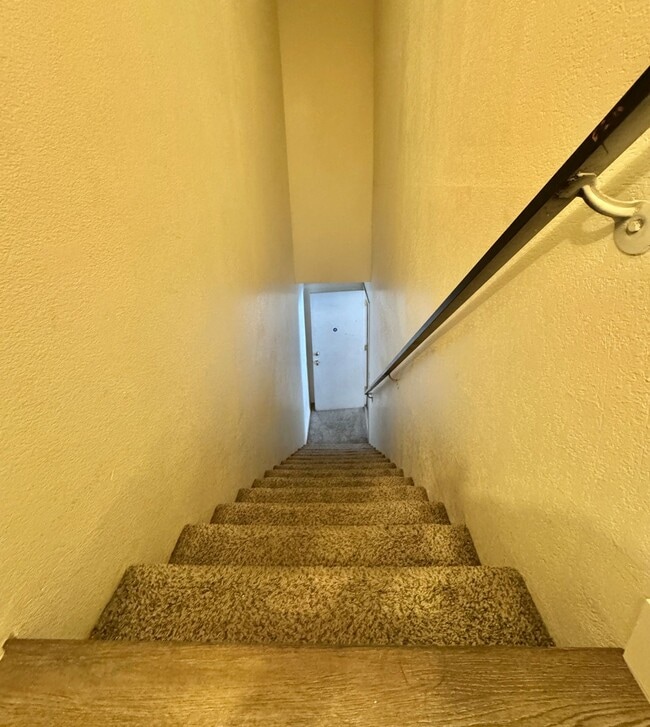 Foto del edificio - Condo with Garage Attached for rent!