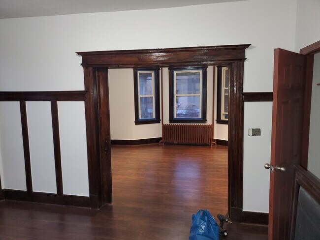 Building Photo - 126 Hamilton Ave