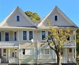 Building Photo - 62 Thorn St