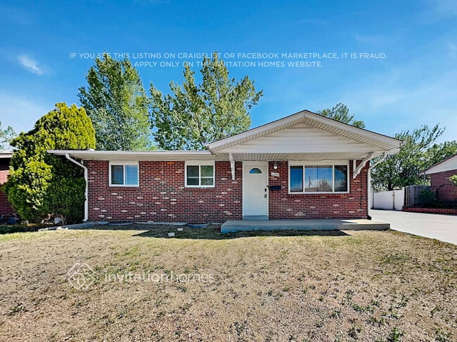 Building Photo - 1284 Ember St