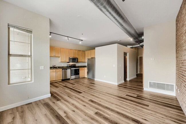 Building Photo - 7700 E 29th Ave