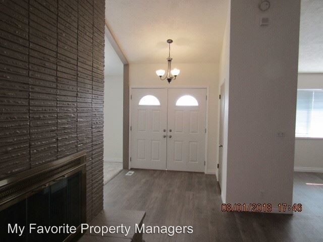 Foto del edificio - 4 br, 2.5 bath House - 415 Harvard Pl.