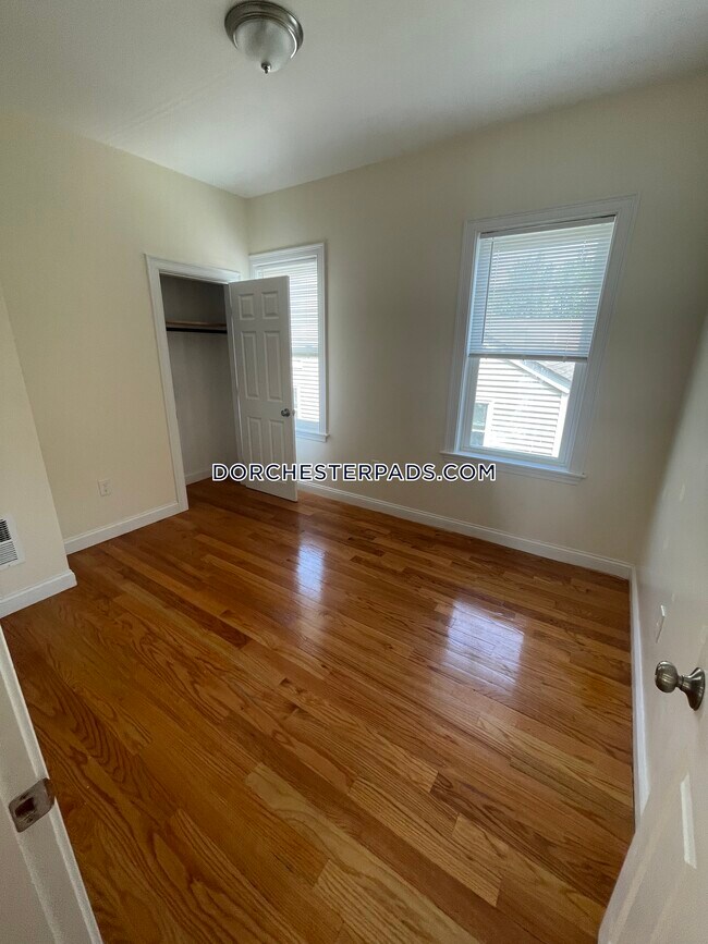 Foto del edificio - 92 Lucerne St