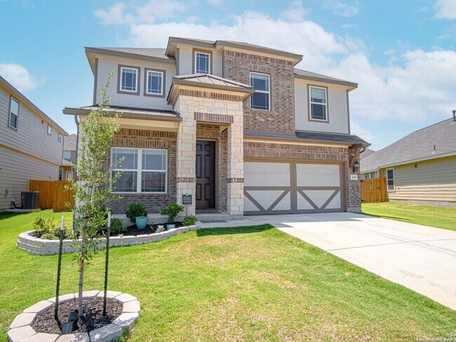 Building Photo - 4 Bedroom Single Family Home in San Antonio