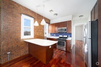 Building Photo - 386 Bergen Ave