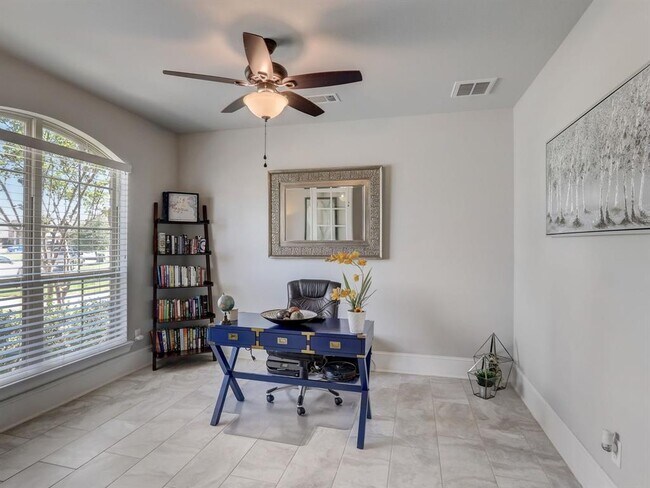 Building Photo - 2512 Pisoni Ln