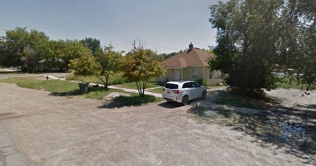 Building Photo - 568 E 200 S