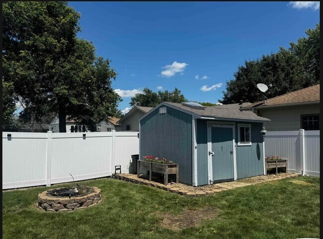 Foto del edificio - 812 W 4th St