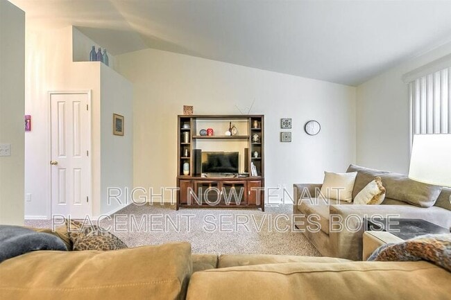 Building Photo - 5716 S Caper Pl