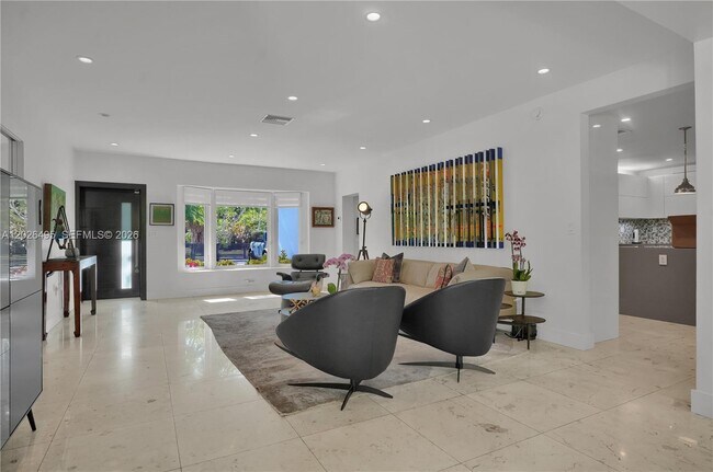 Foto del edificio - 6111 SW 86th St