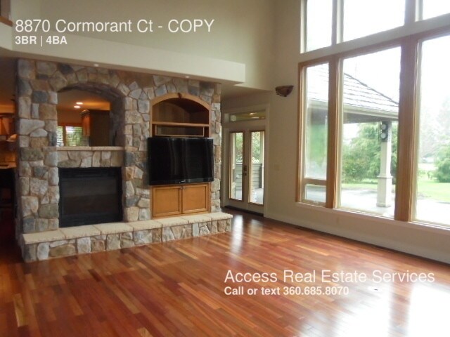 Primary Photo - 8870 Cormorant Dr