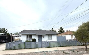 Building Photo - 7210 N 55th Dr