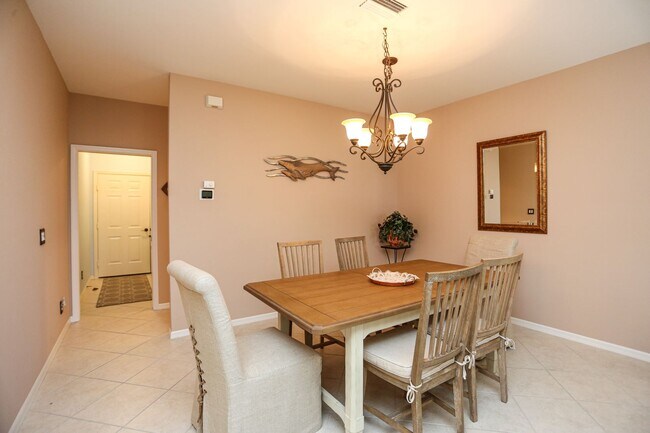 Building Photo - ** STRAND ** NO GOLF TRANSFER ONLY SOCIAL TO THE STRAND ** AVAILABLE DECEMBER-APRIL **