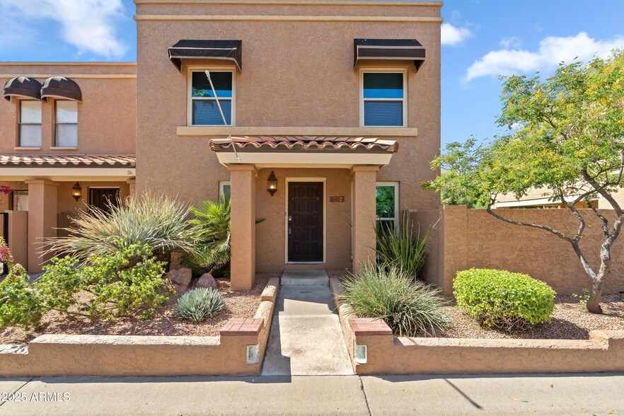 Foto principal - 10420 North 11th St