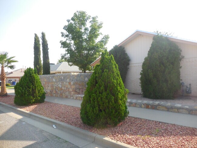 Foto del edificio - 11448 Lake Alice Dr