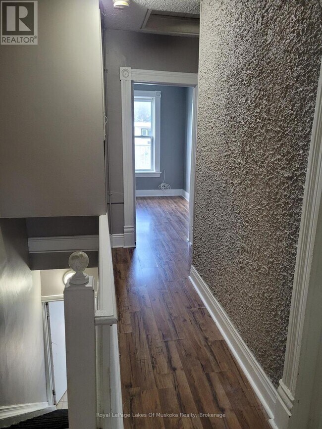 Photo du bâtiment - 227 Nottawasaga St