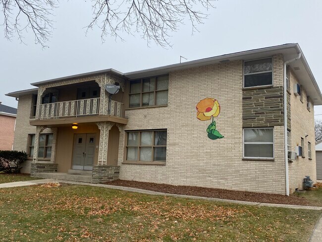 Building Photo - 4236 N 91st St