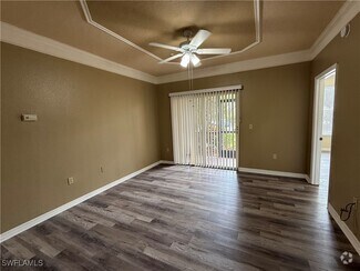 Building Photo - 11530 Villa Grand