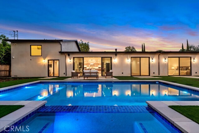 Foto del edificio - 4801 Abbeyville Ave