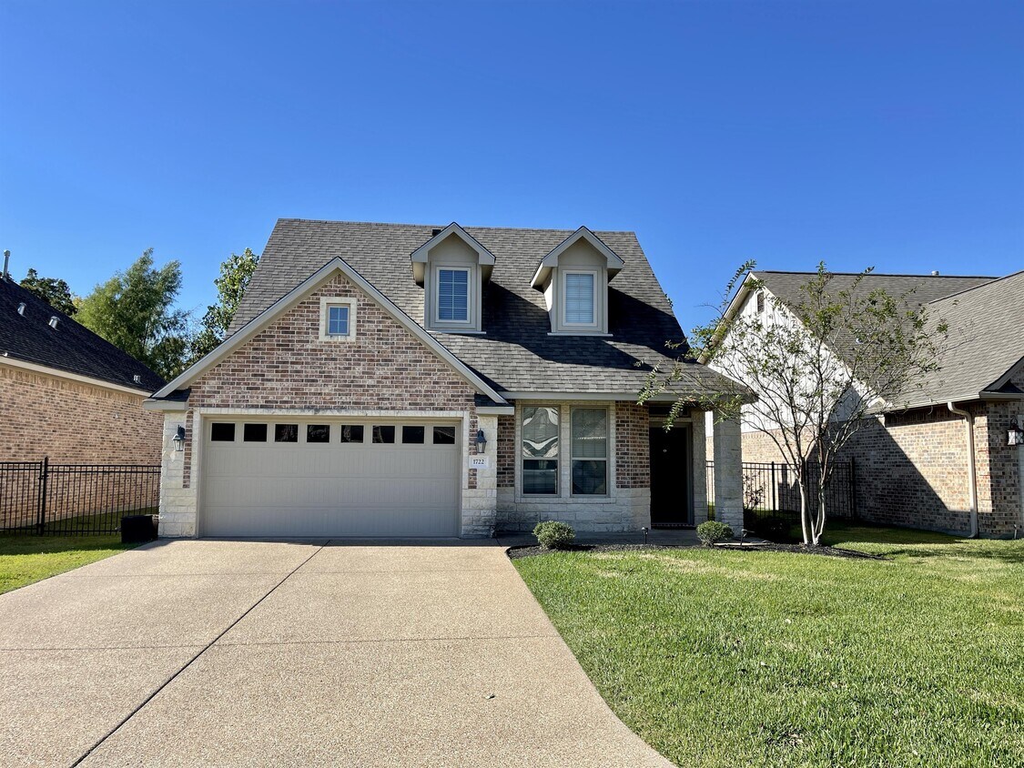 Primary Photo - 1722 Creekside Cir