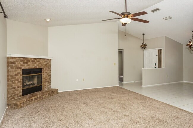 Foto del edificio - 2479 Wood Oak Dr