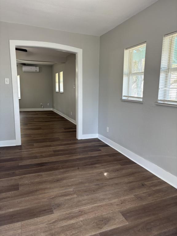 Foto del edificio - 337 S Whitney St