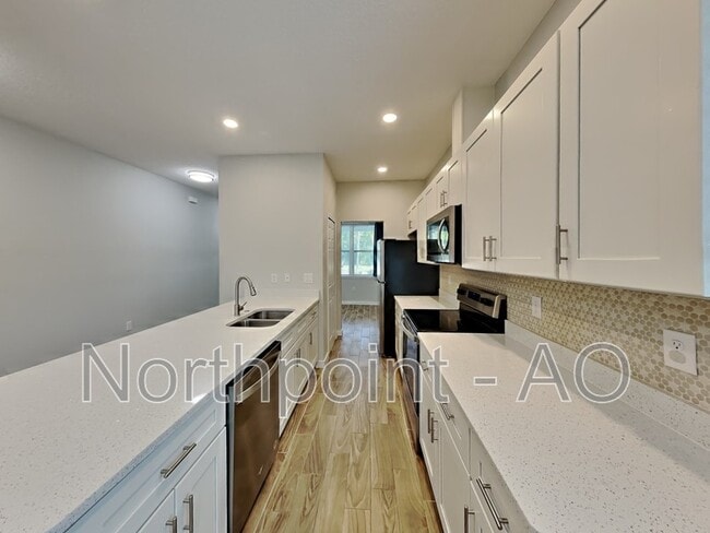 Foto del edificio - 814 W Miller St