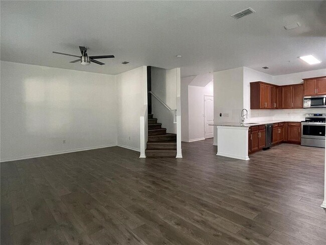 Foto del edificio - 3408 Seneca Club Loop