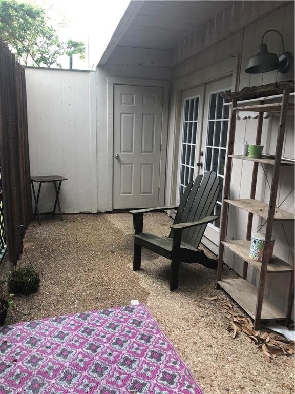 Building Photo - 6718 Silvermine Dr