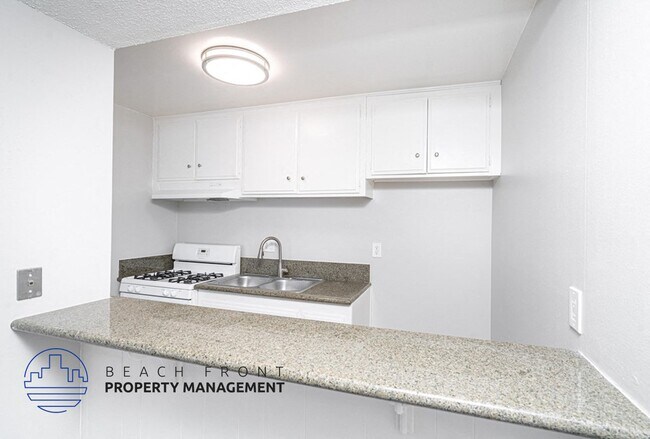 Foto del edificio - 217 S. Knott Av