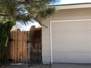 Building Photo - 6620 Lotus St