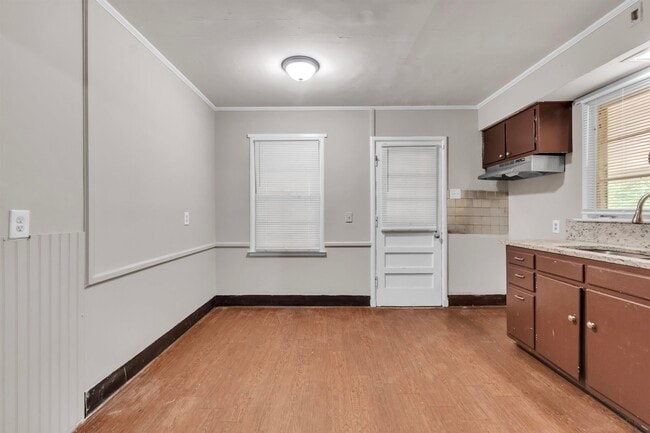 Building Photo - 800 Lydgate Rd