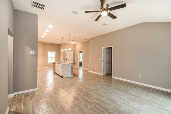 Building Photo - 6020 Patriots Landing Ln