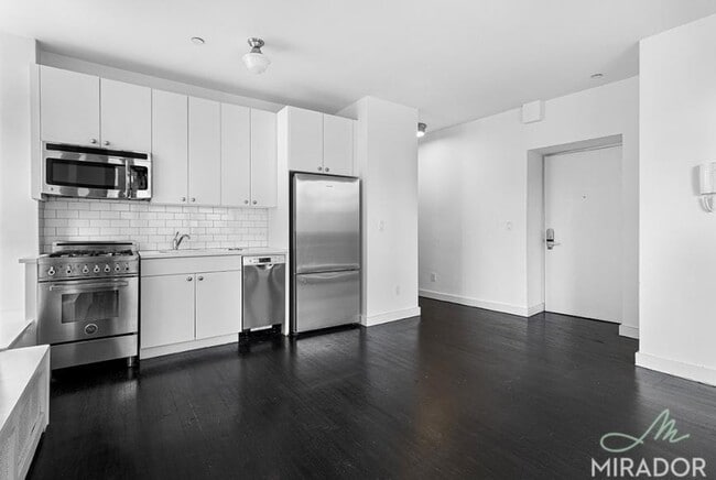 Building Photo - 2 bedroom in New York NY 10003