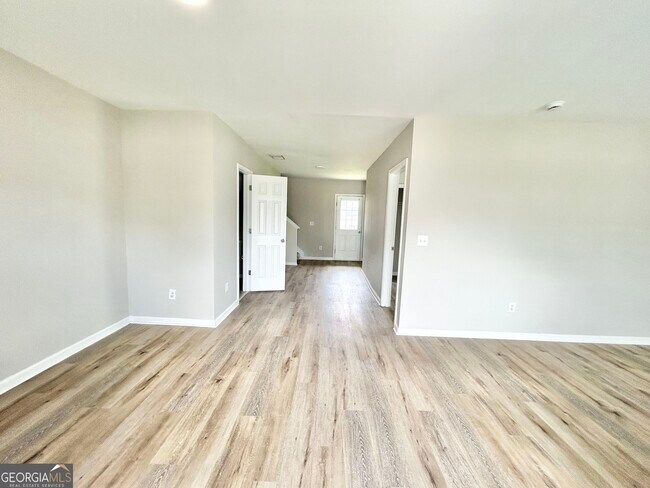 Building Photo - 736 Wheel House Ln