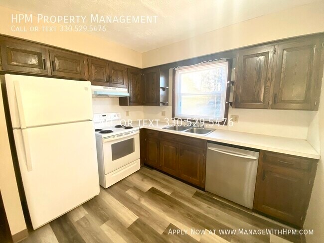 Building Photo - Half Off First Month Rent Special