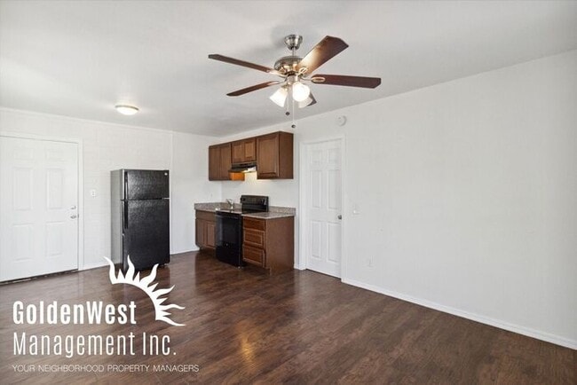 Building Photo - Charming 1Bdm 1Ba Apartment in Pineview Me...
