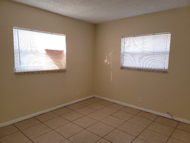 Building Photo - 7311 NW 37th St
