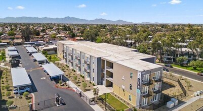 Building Photo - 6025 W Thomas Rd