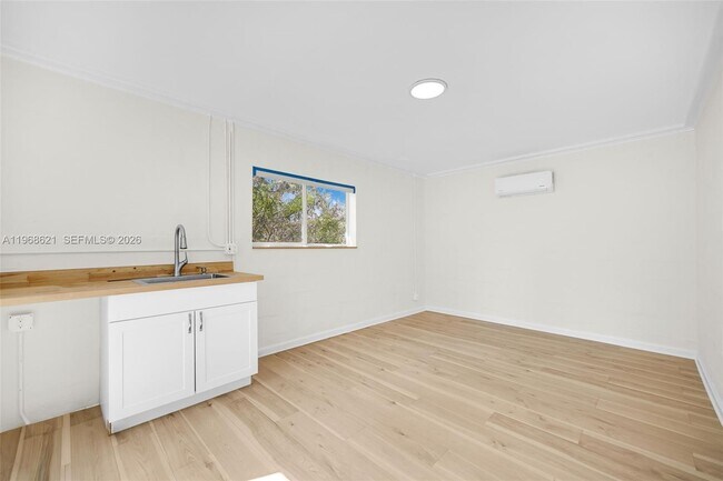 Building Photo - 85 NW 47th Terrace